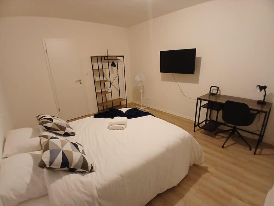 Appartement F1 Orchidee มูลูส ภายนอก รูปภาพ